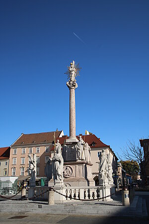 Wiener Neustadt, Hauptplatz, Mariensäule, 1678